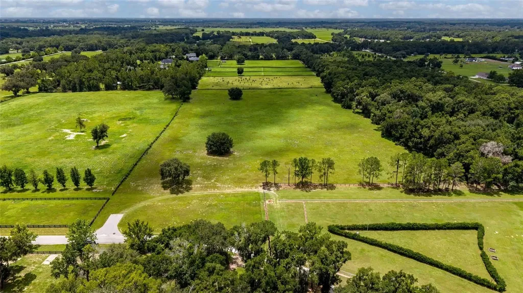 SE 159th Lane Summerfield FL 34491