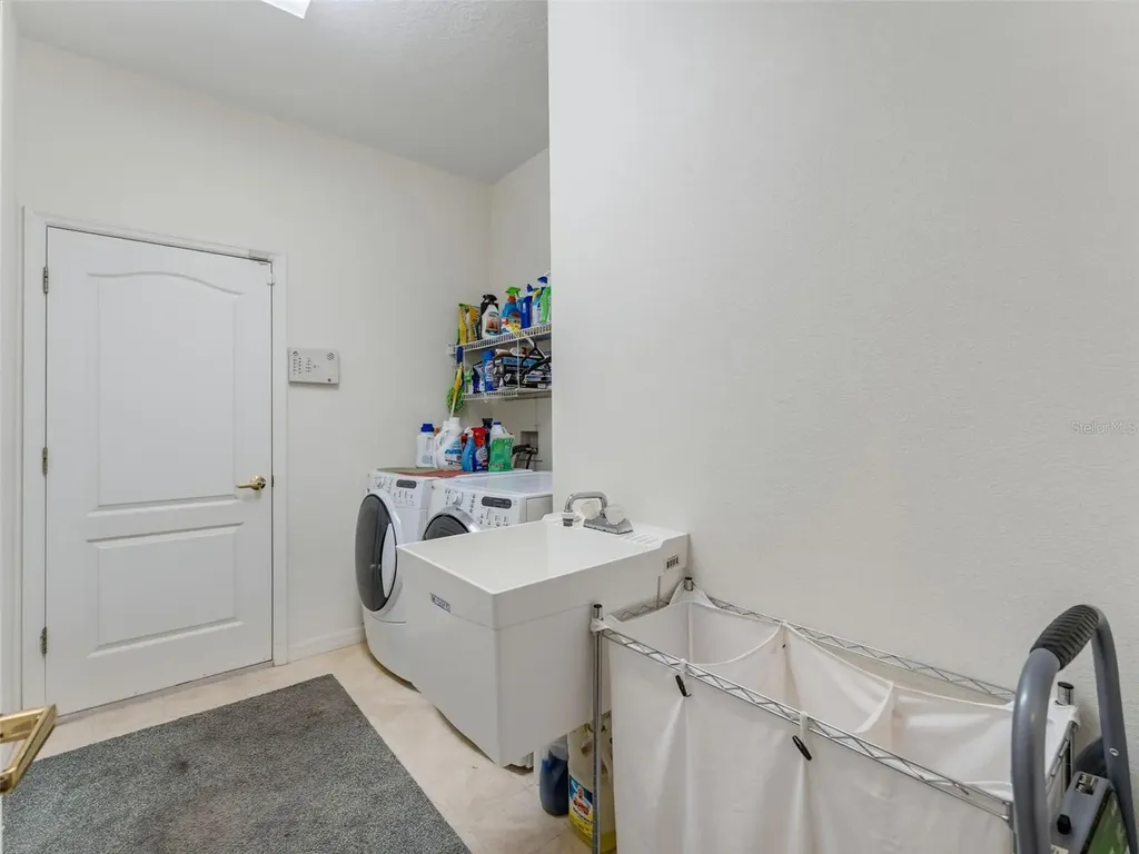 2542 Sandy Hill Court Holiday FL 34691