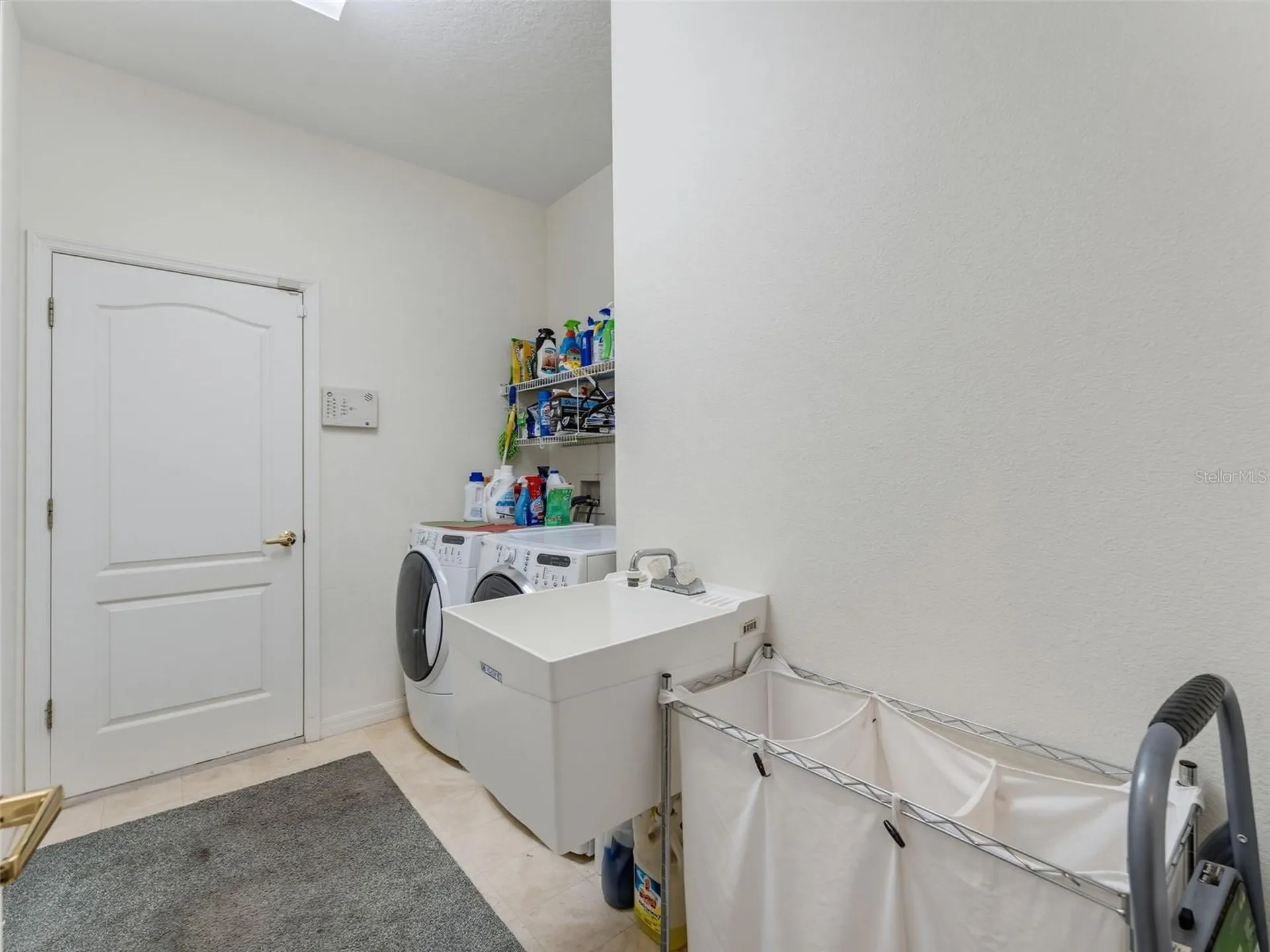 2542 Sandy Hill Court Holiday FL 34691