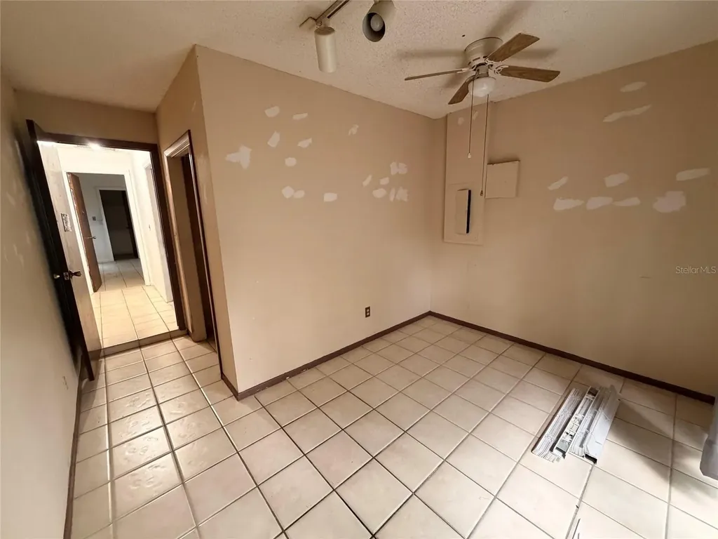 2342 Pembrook Drive Clearwater FL 33764