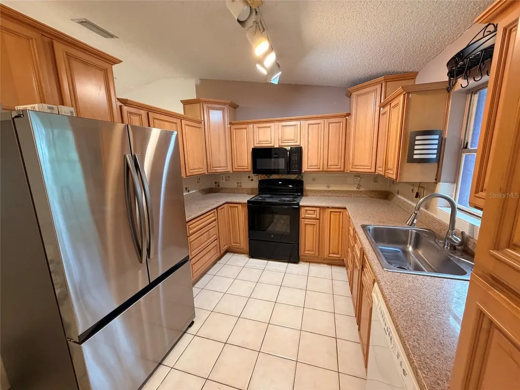 2342 Pembrook Drive Clearwater FL 33764