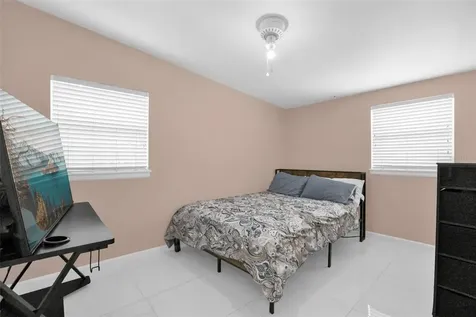 7013 Cocos Drive Orlando FL 32807