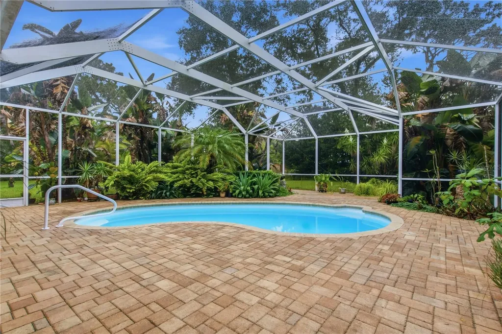 2042 Academy Court New Port Richey FL 34655