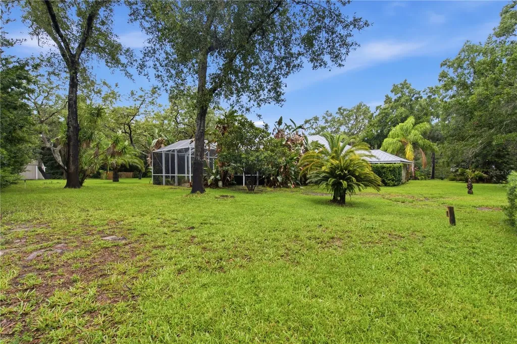 2042 Academy Court New Port Richey FL 34655