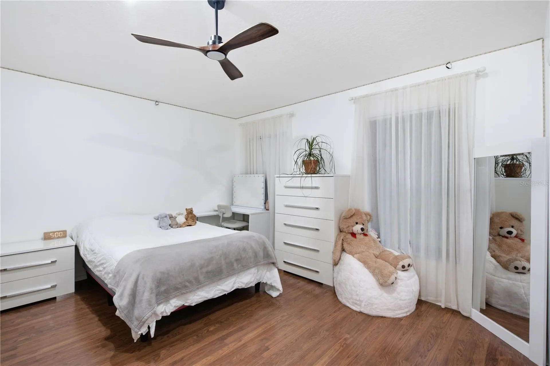 2042 Academy Court New Port Richey FL 34655