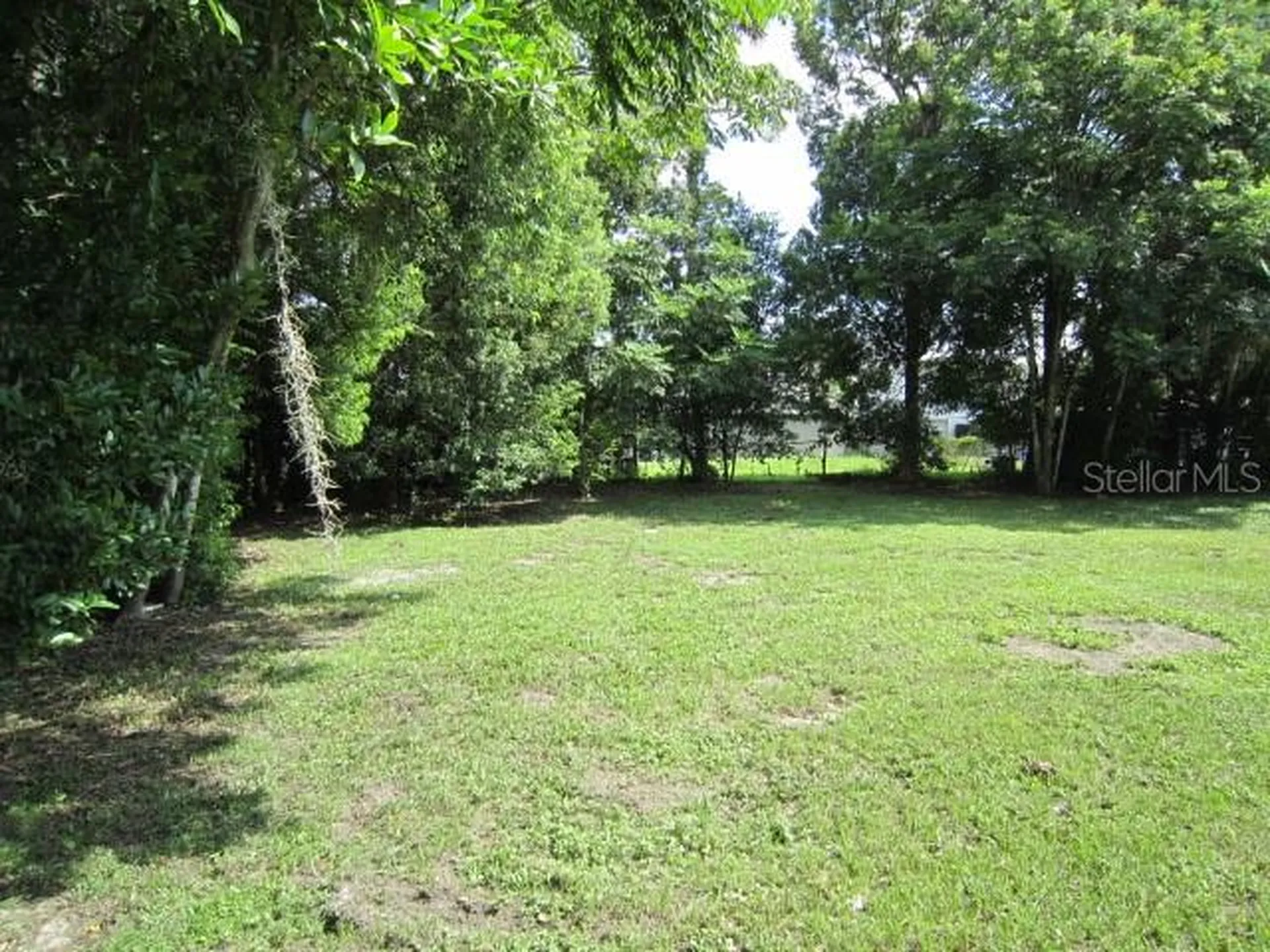 113 W Washington Deland FL 32720
