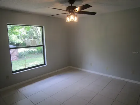 113 W Washington Deland FL 32720