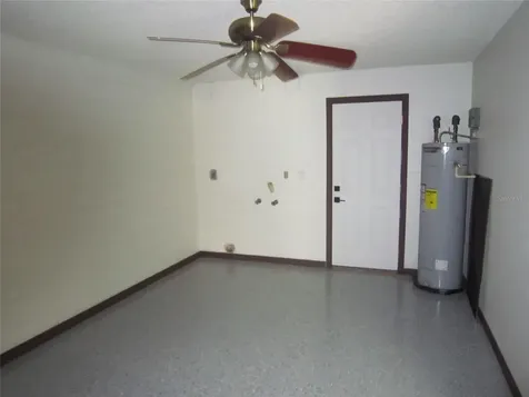 113 W Washington Deland FL 32720