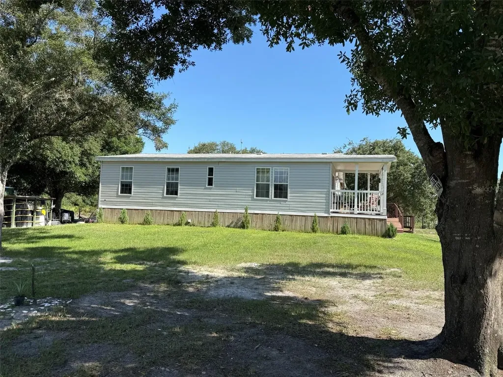 19084 NW 306th Street Okeechobee FL 34972
