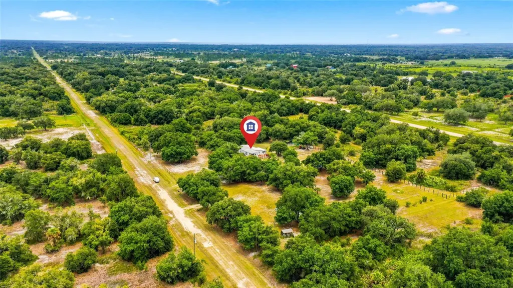 19084 NW 306th Street Okeechobee FL 34972