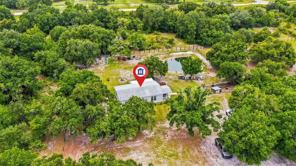 19084 NW 306th Street Okeechobee FL 34972
