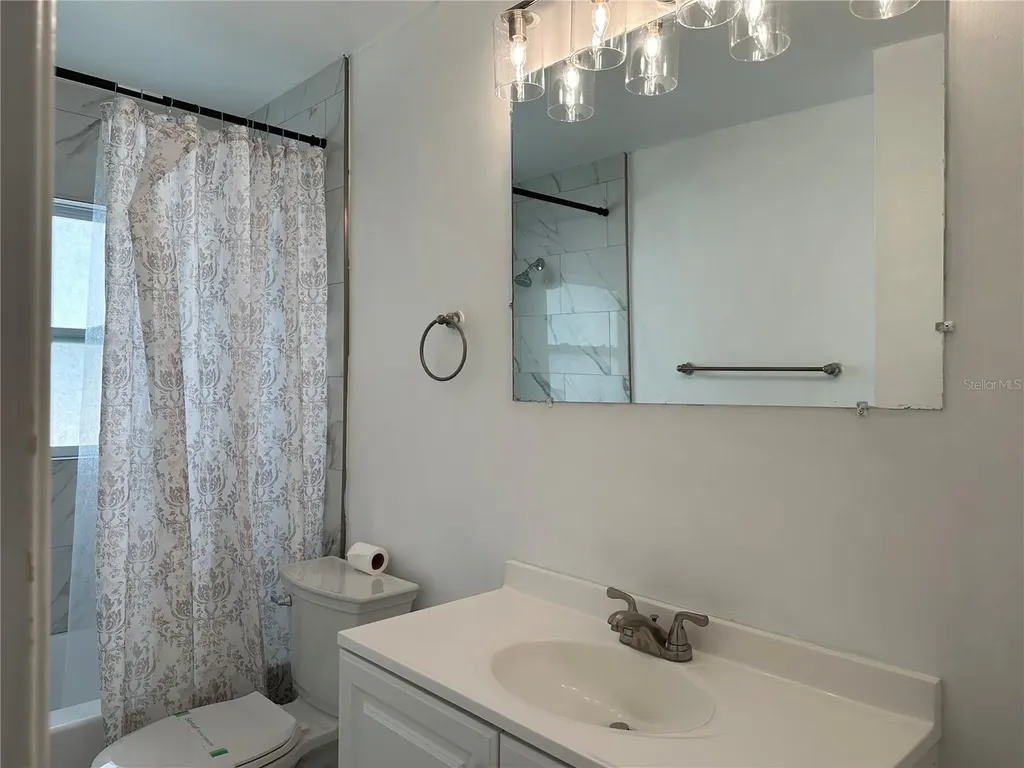 473 93rd Avenue N St Petersburg FL 33702