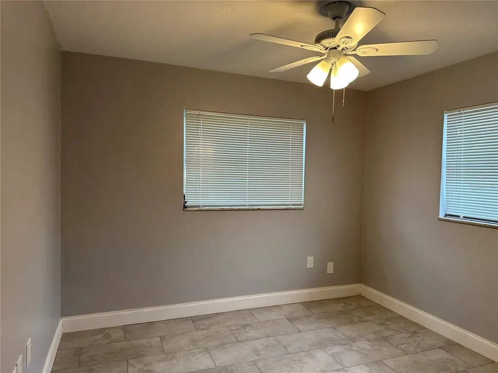 473 93rd Avenue N St Petersburg FL 33702