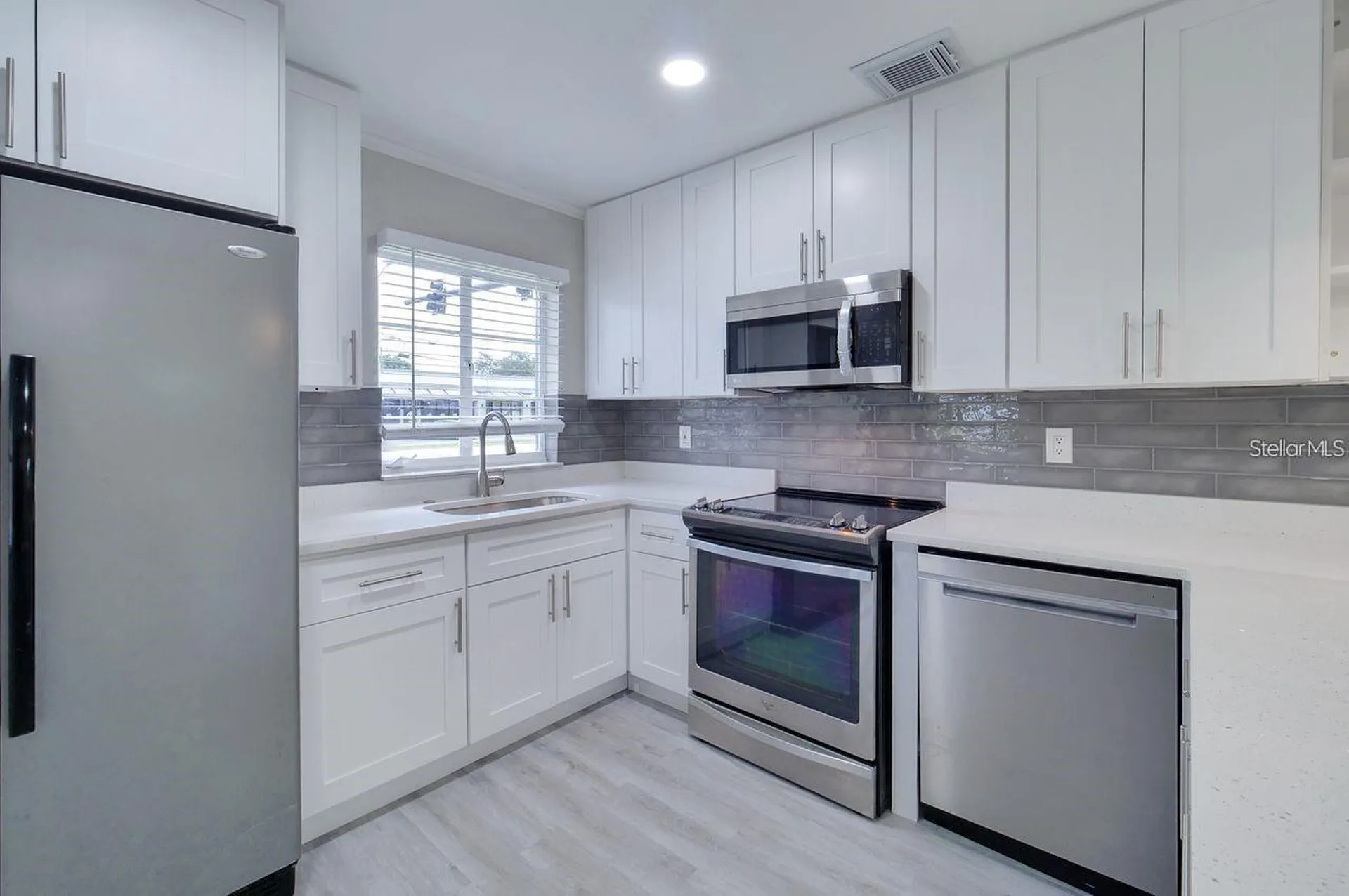 976 W Fairbanks Avenue Orlando FL 32804