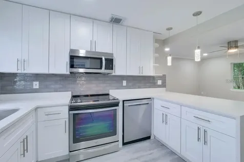 976 W Fairbanks Avenue Orlando FL 32804