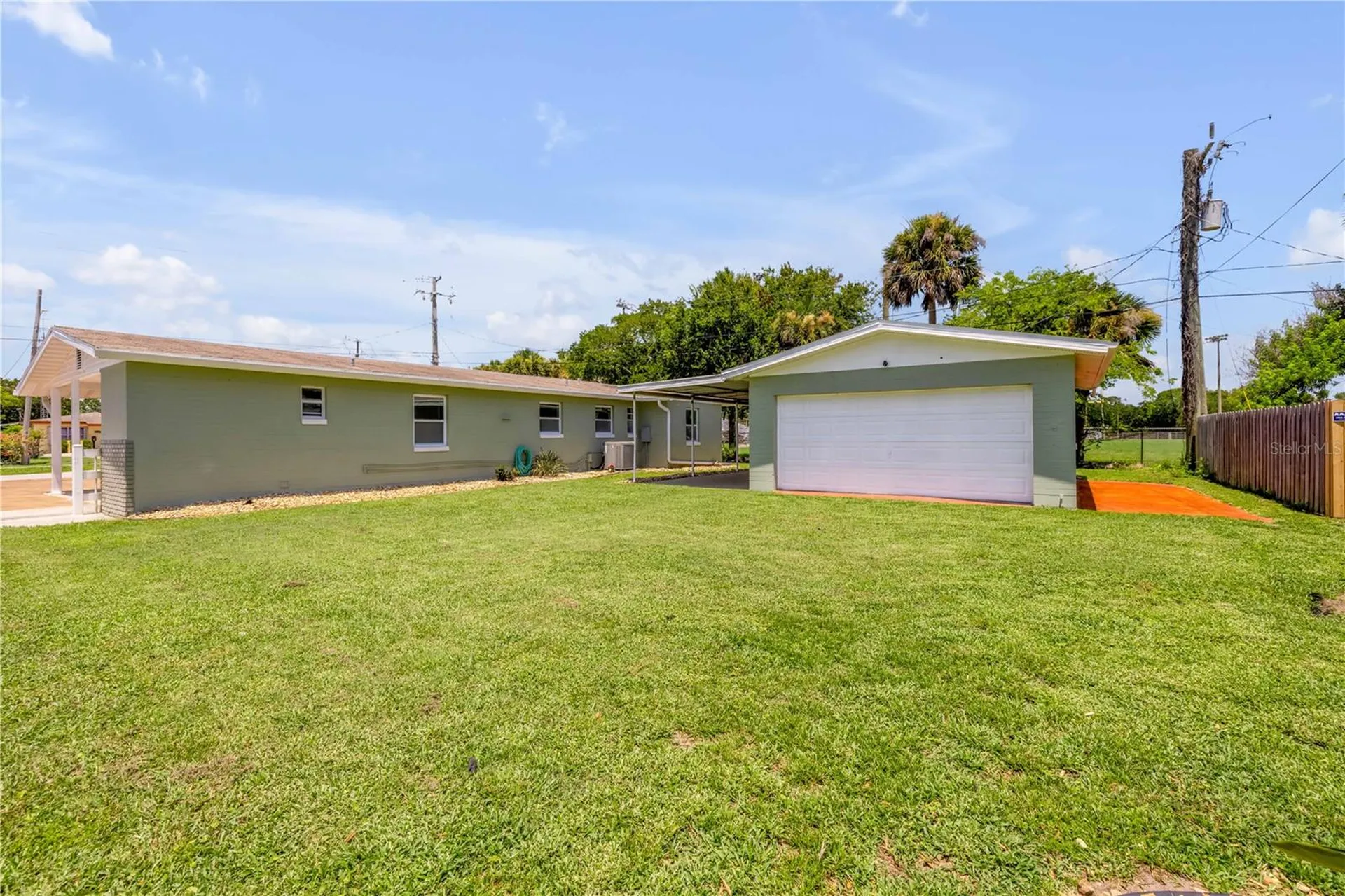 1807 S Segrave Street South Daytona FL 32119