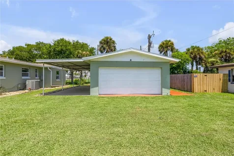 1807 S Segrave Street South Daytona FL 32119