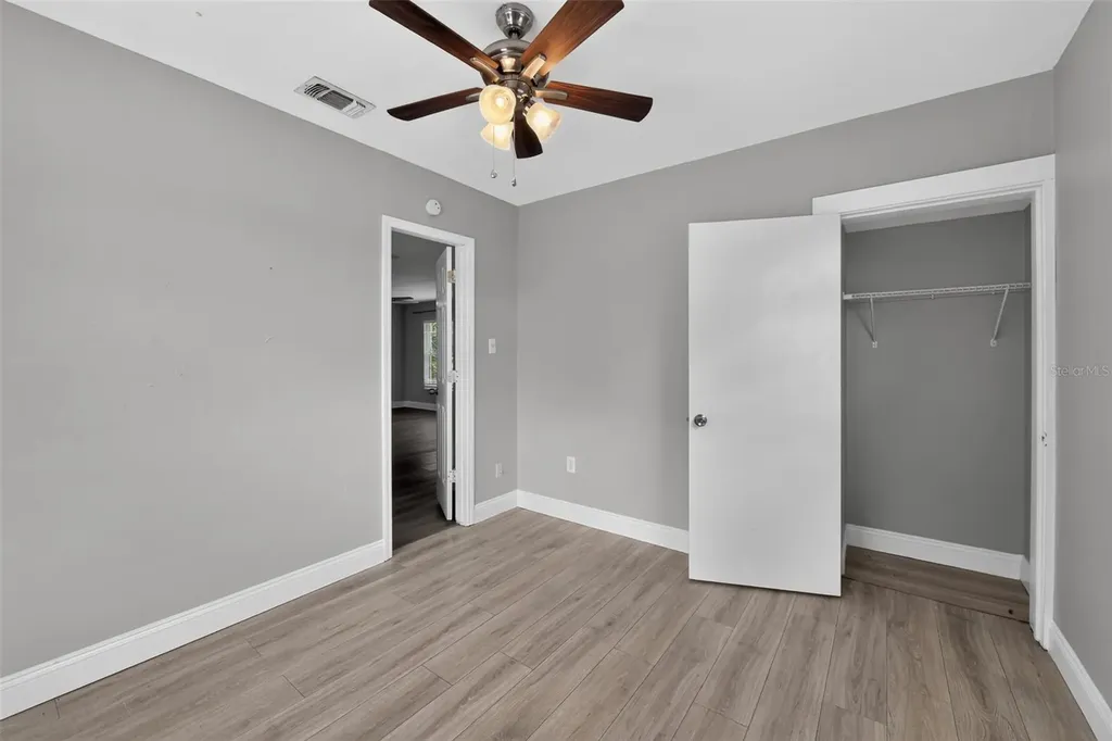 5235 Robin Lane N St Petersburg FL 33714