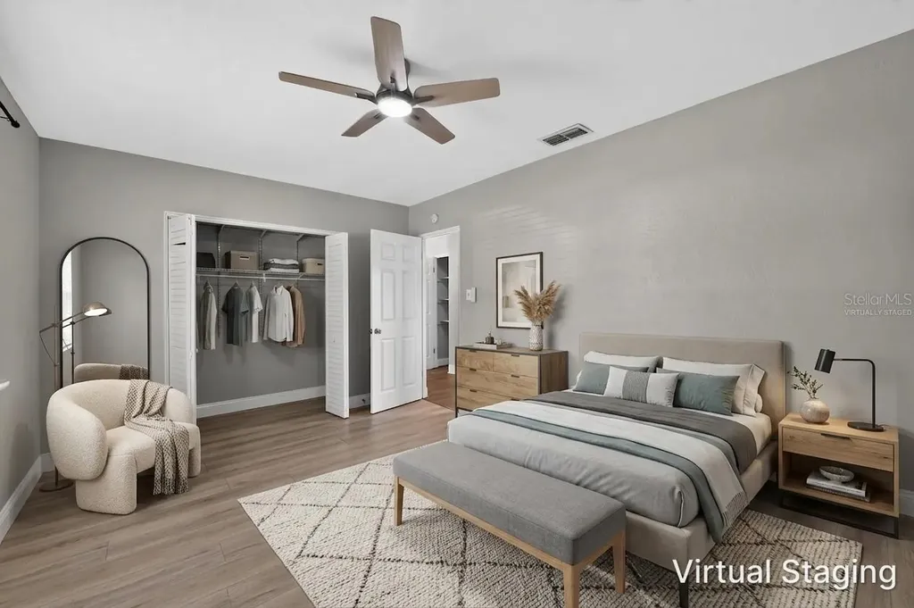 5235 Robin Lane N St Petersburg FL 33714