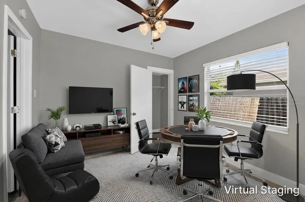 5235 Robin Lane N St Petersburg FL 33714