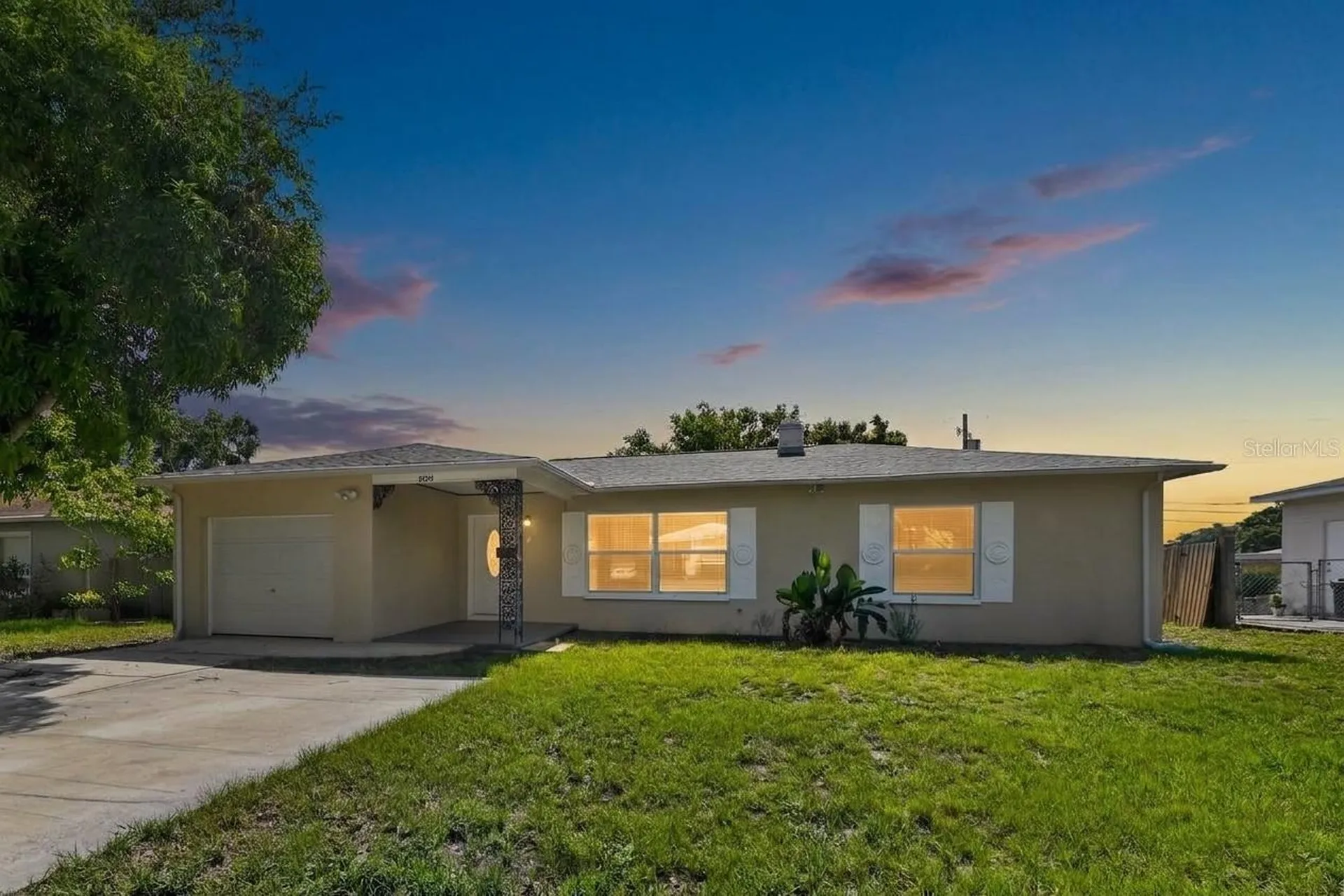 5235 Robin Lane N St Petersburg FL 33714