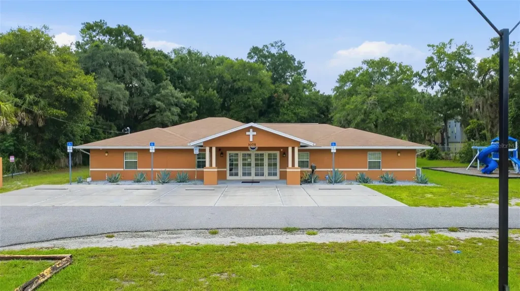 3075 N Goldenrod Road Winter Park FL 32792