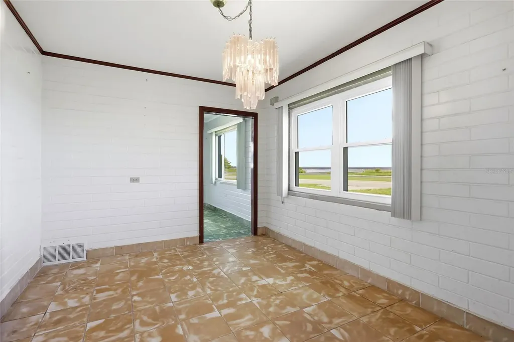 211 Lakeshore Boulevard St Cloud FL 34769
