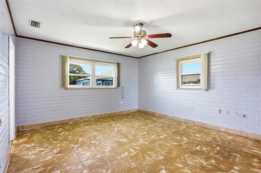 211 Lakeshore Boulevard St Cloud FL 34769
