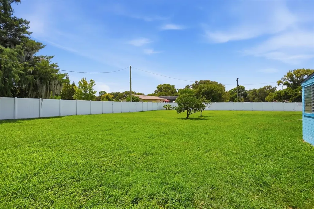 211 Lakeshore Boulevard St Cloud FL 34769
