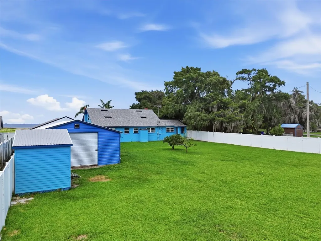 211 Lakeshore Boulevard St Cloud FL 34769