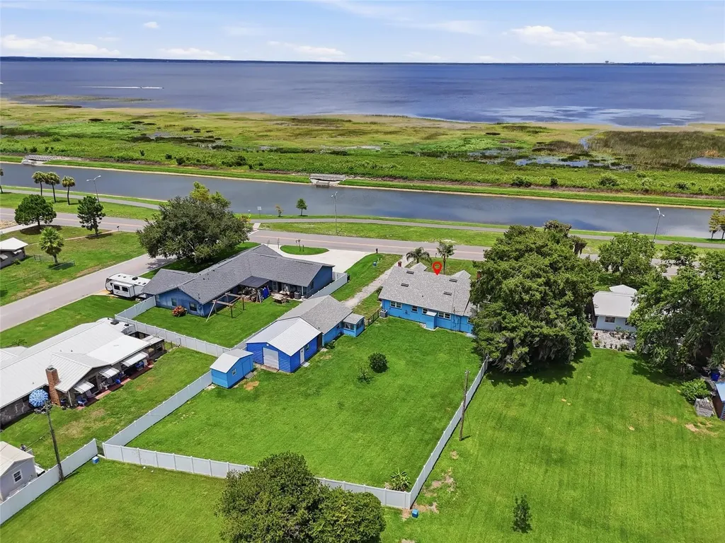 211 Lakeshore Boulevard St Cloud FL 34769