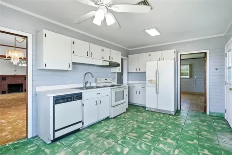 211 Lakeshore Boulevard St Cloud FL 34769