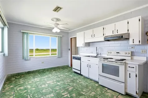 211 Lakeshore Boulevard St Cloud FL 34769