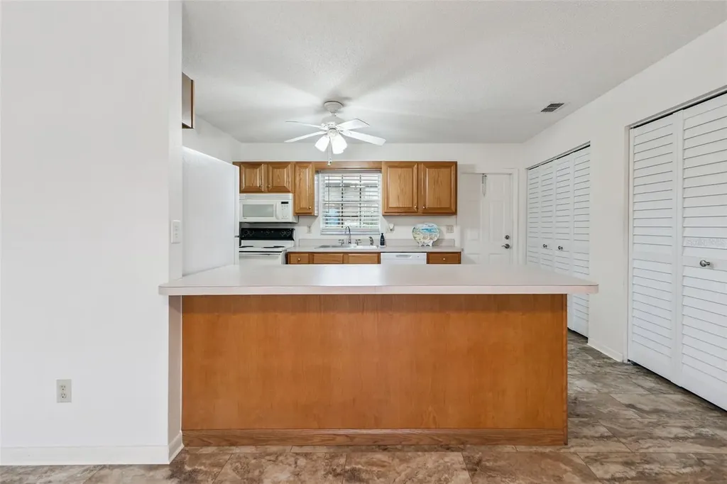 1433 Thousand Roses Avenue W Lake Wales FL 33853