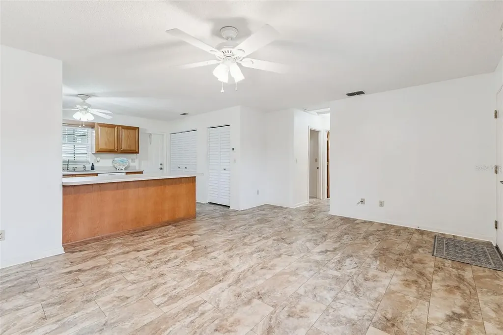 1433 Thousand Roses Avenue W Lake Wales FL 33853