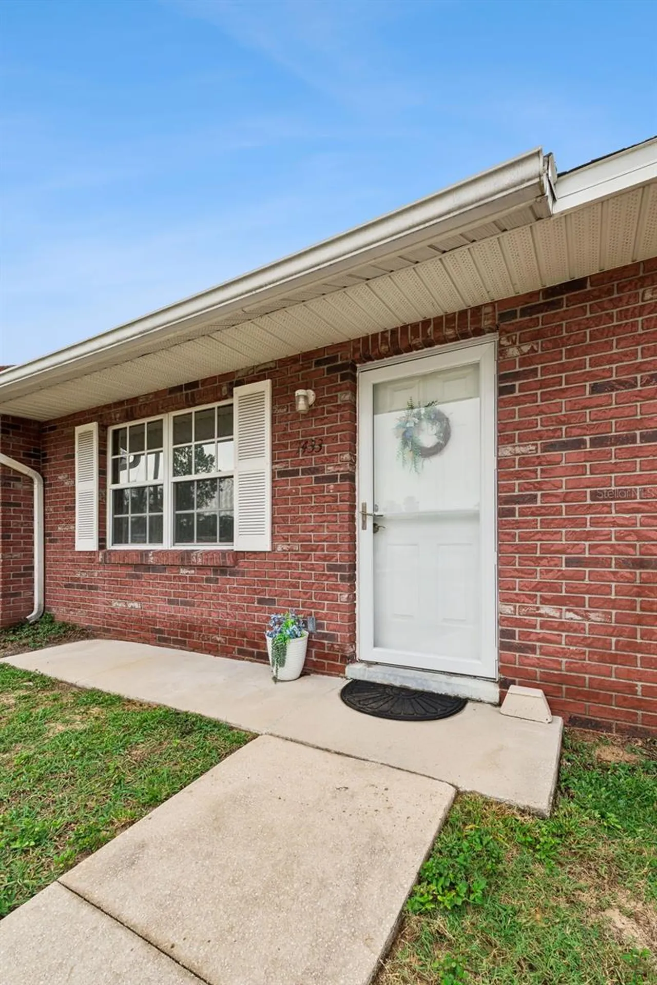 1433 Thousand Roses Avenue W Lake Wales FL 33853