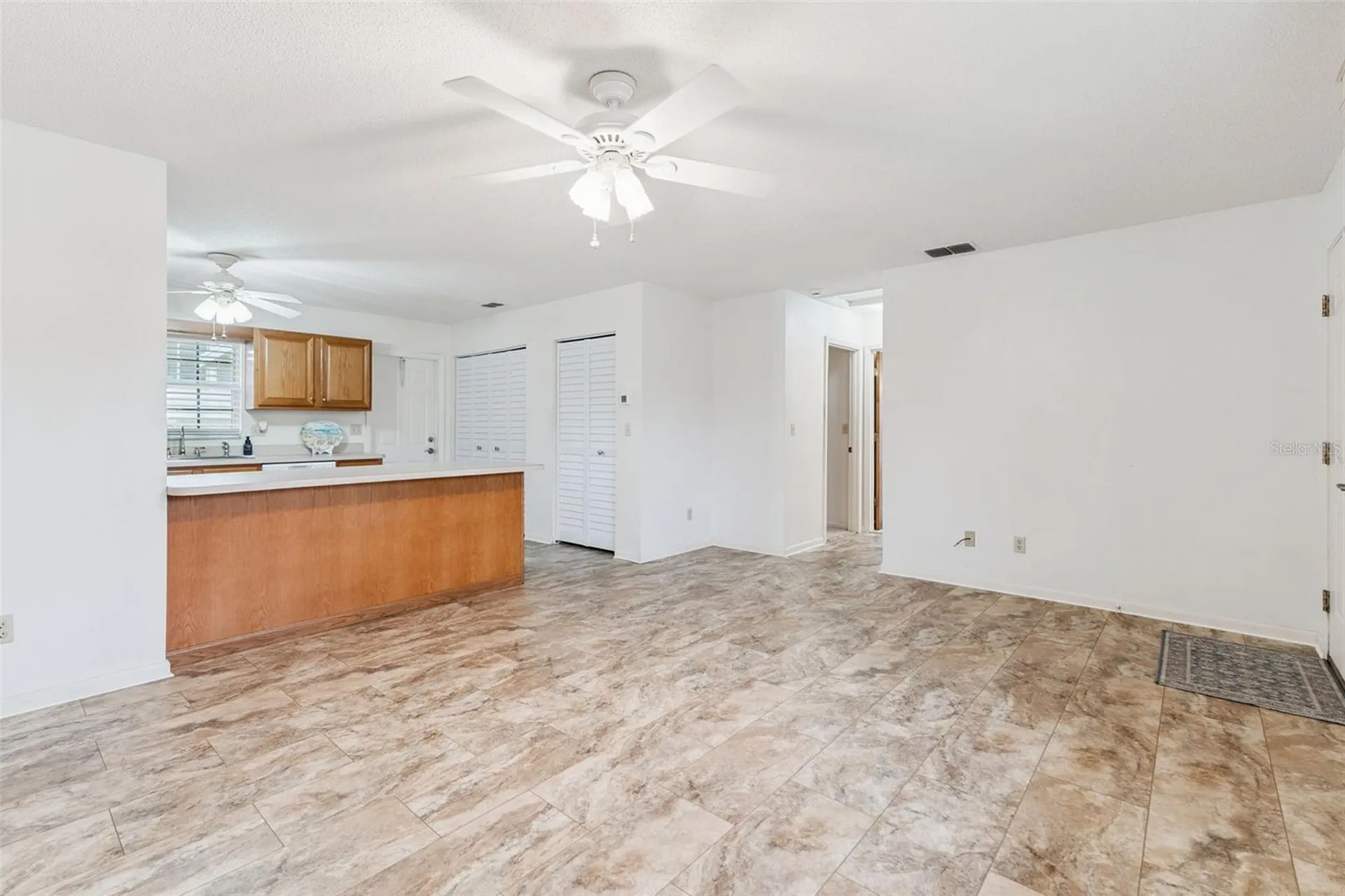 1433 Thousand Roses Avenue W Lake Wales FL 33853