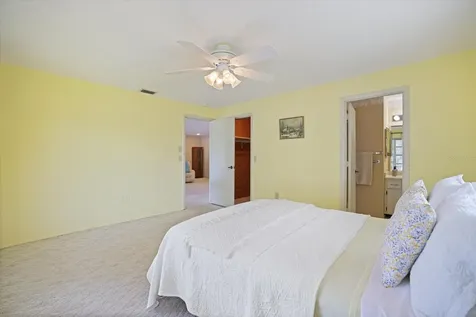 4438 Narraganset Trail Sarasota FL 34233