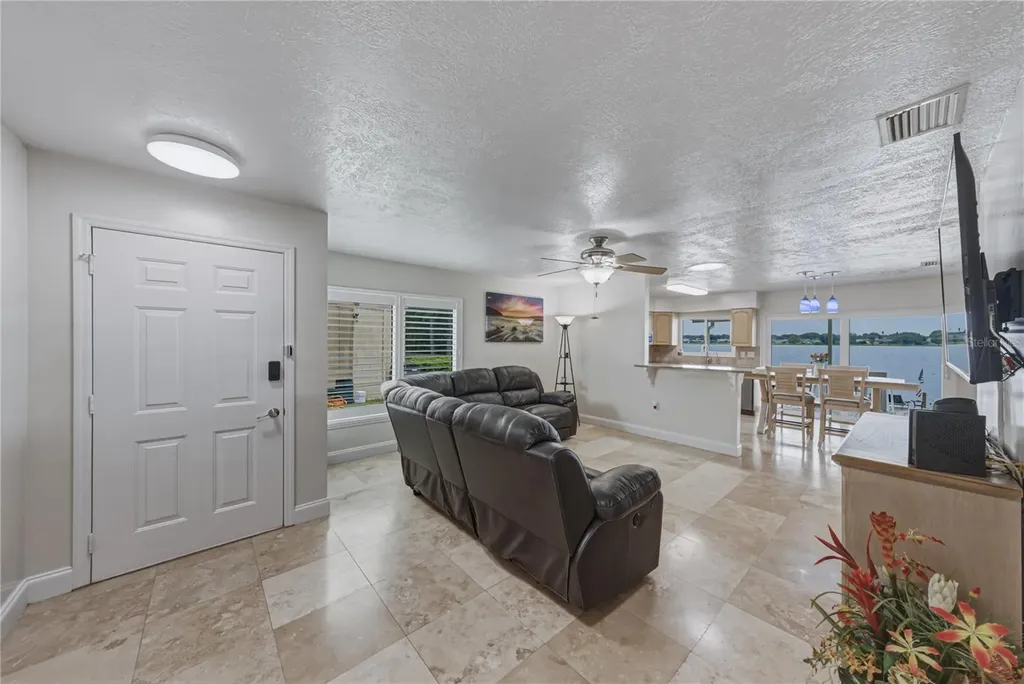 679 Lake Dexter Circle Winter Haven FL 33884