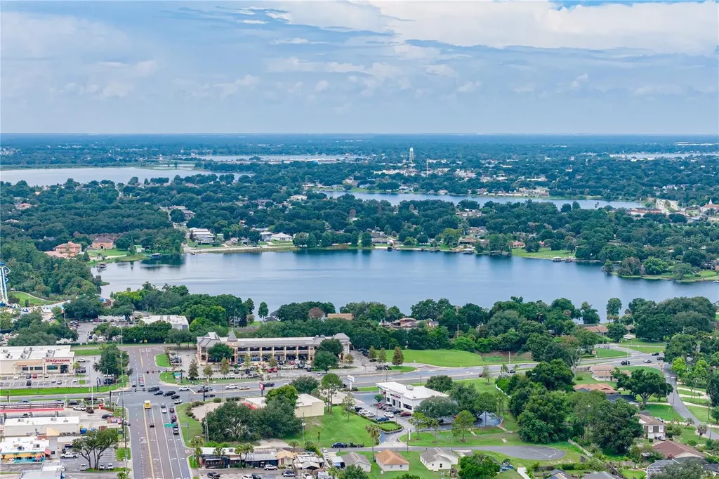 679 Lake Dexter Circle Winter Haven FL 33884