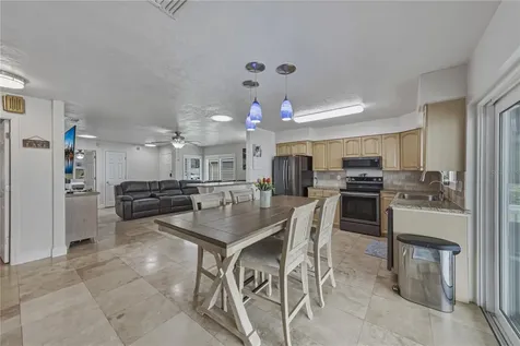 679 Lake Dexter Circle Winter Haven FL 33884
