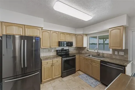 679 Lake Dexter Circle Winter Haven FL 33884