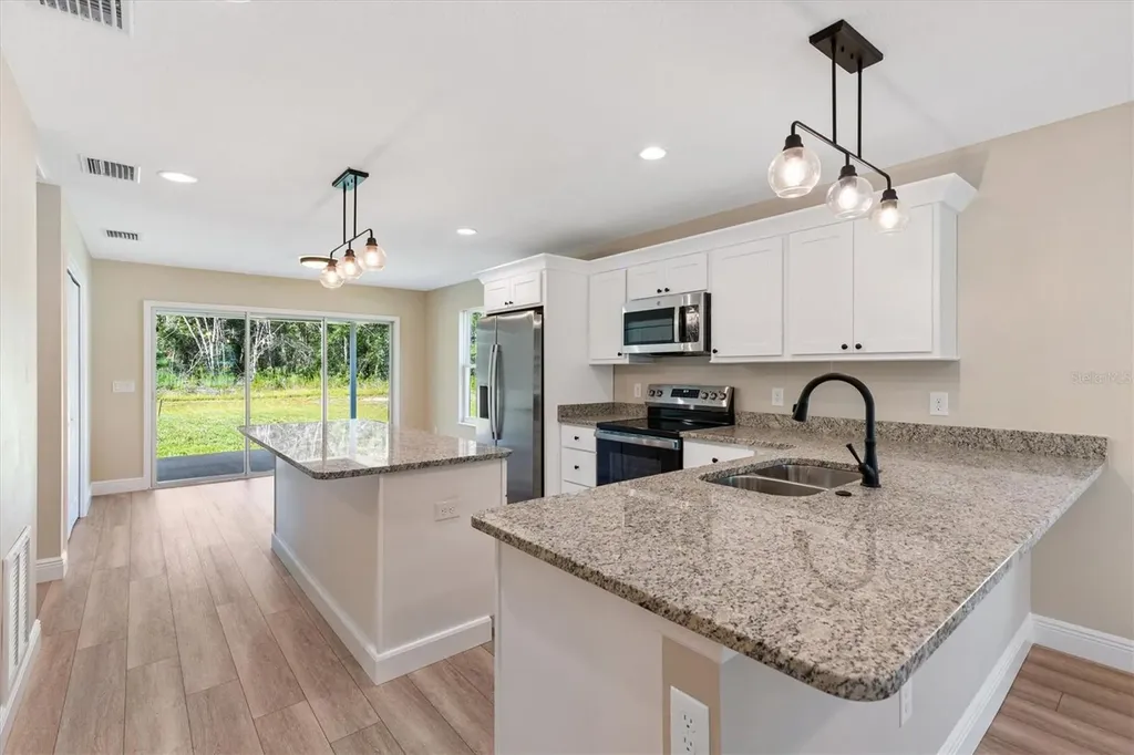 533 E Anderson Avenue Bushnell FL 33513