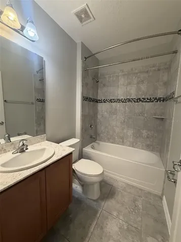 2213 Waukegan Drive Kissimmee FL 34758