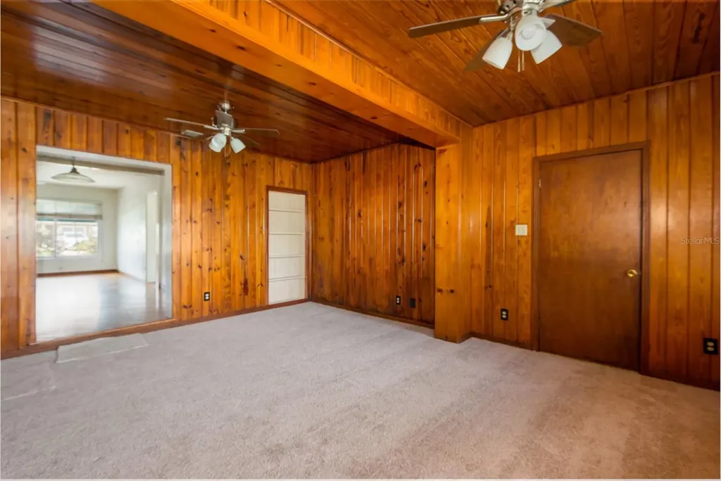 4425 W Bay Villa Avenue Tampa FL 33611