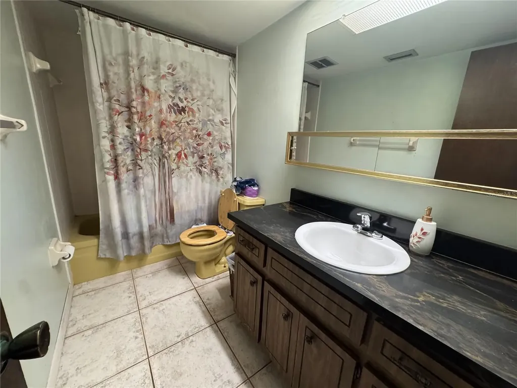 624 Wood Road Seffner FL 33584