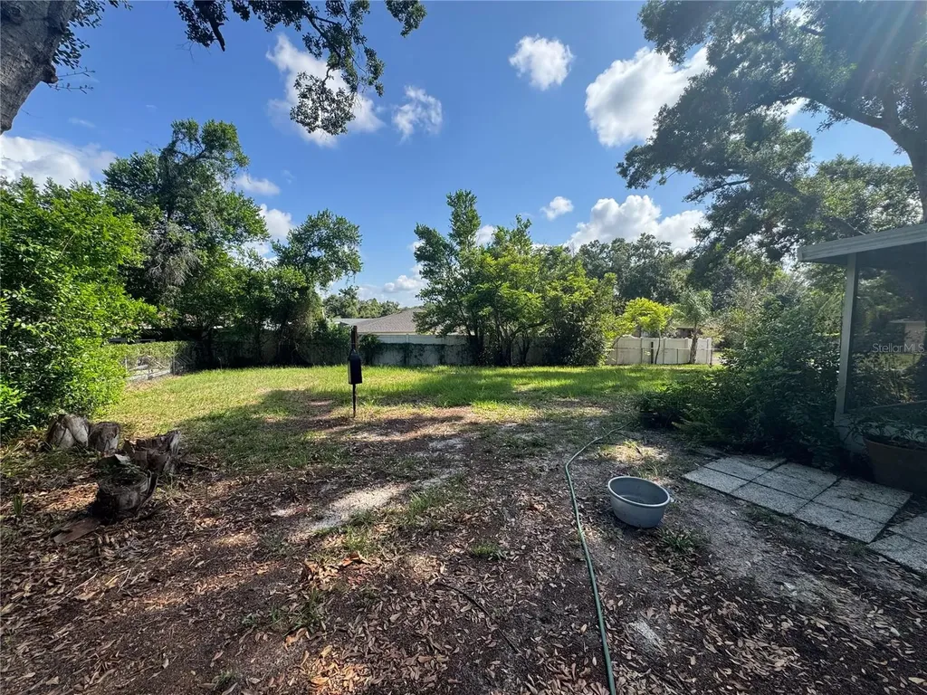 624 Wood Road Seffner FL 33584
