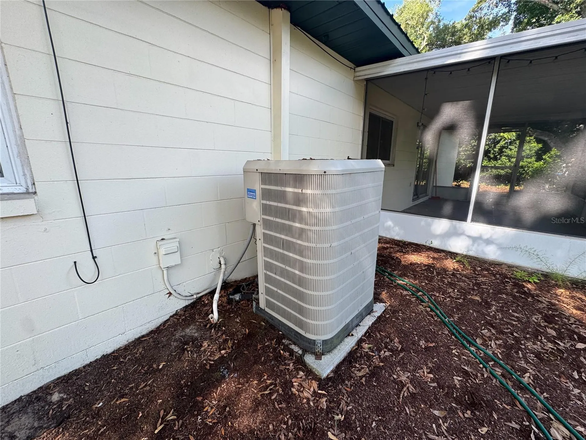 624 Wood Road Seffner FL 33584