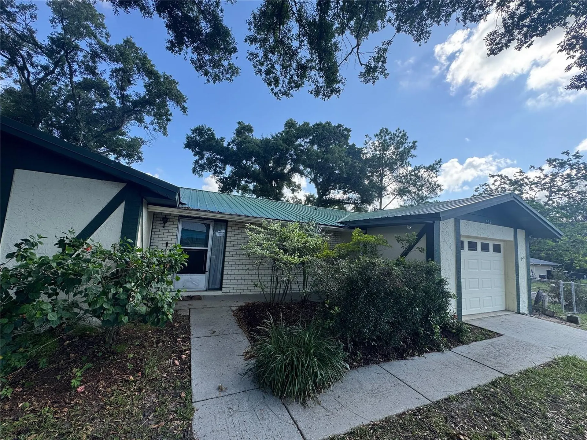 624 Wood Road Seffner FL 33584