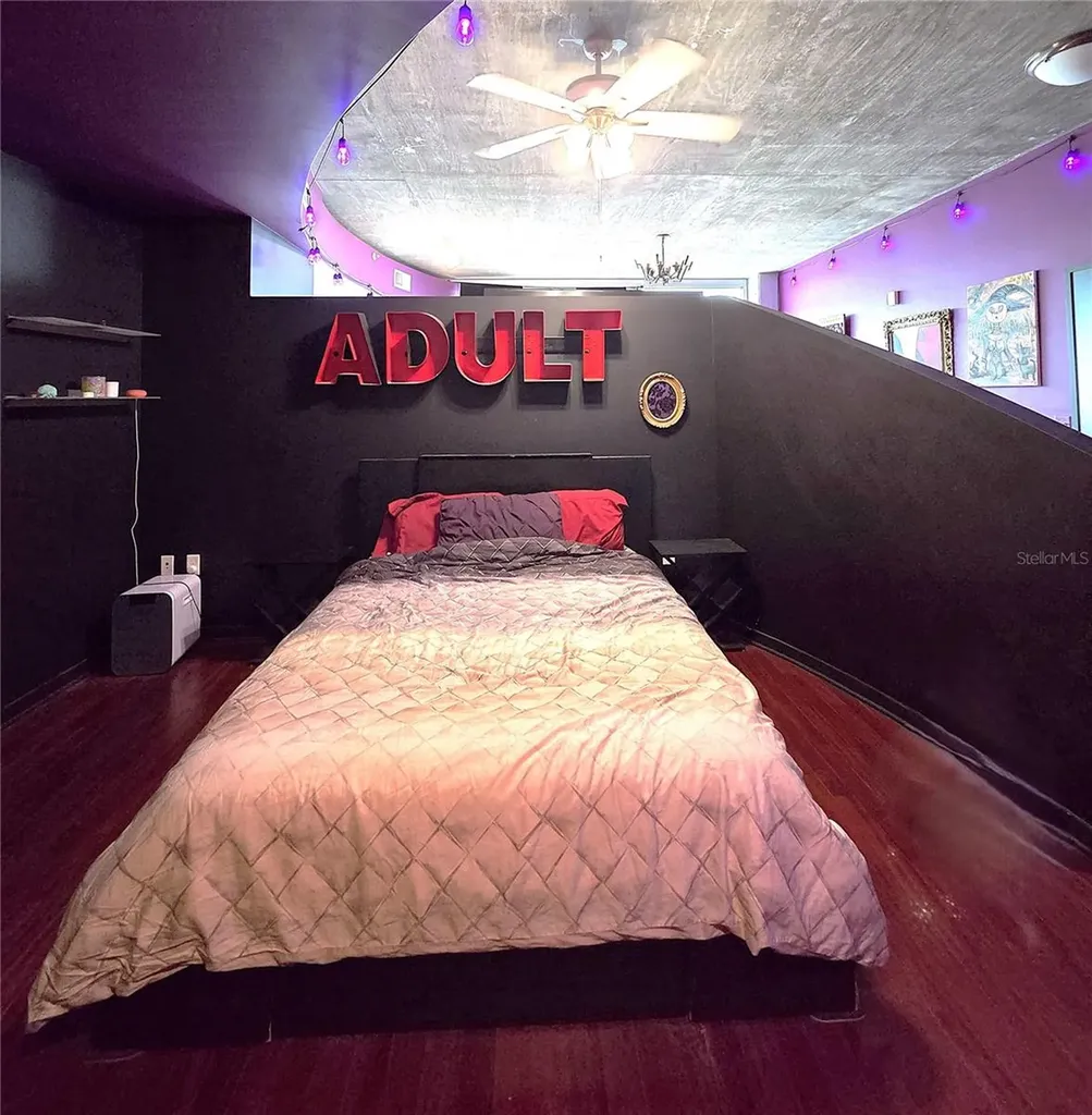 155 S Court Avenue Orlando FL 32801